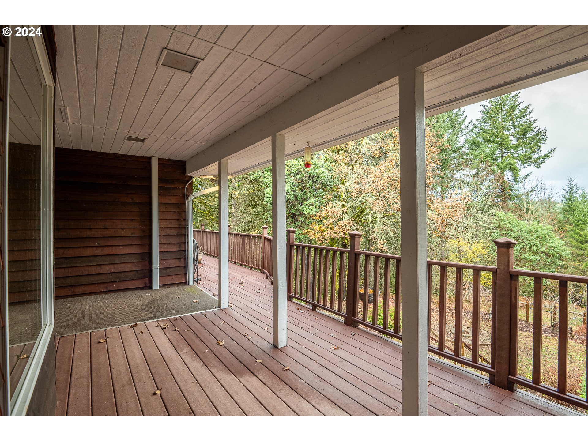 94251 Templeton Road Junction City, OR 97448 - Photo 15 of 46 Deck