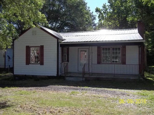 143 Thomas Road Rocky Mount, NC 27801 - Photo 1 of 7 Primary Photo