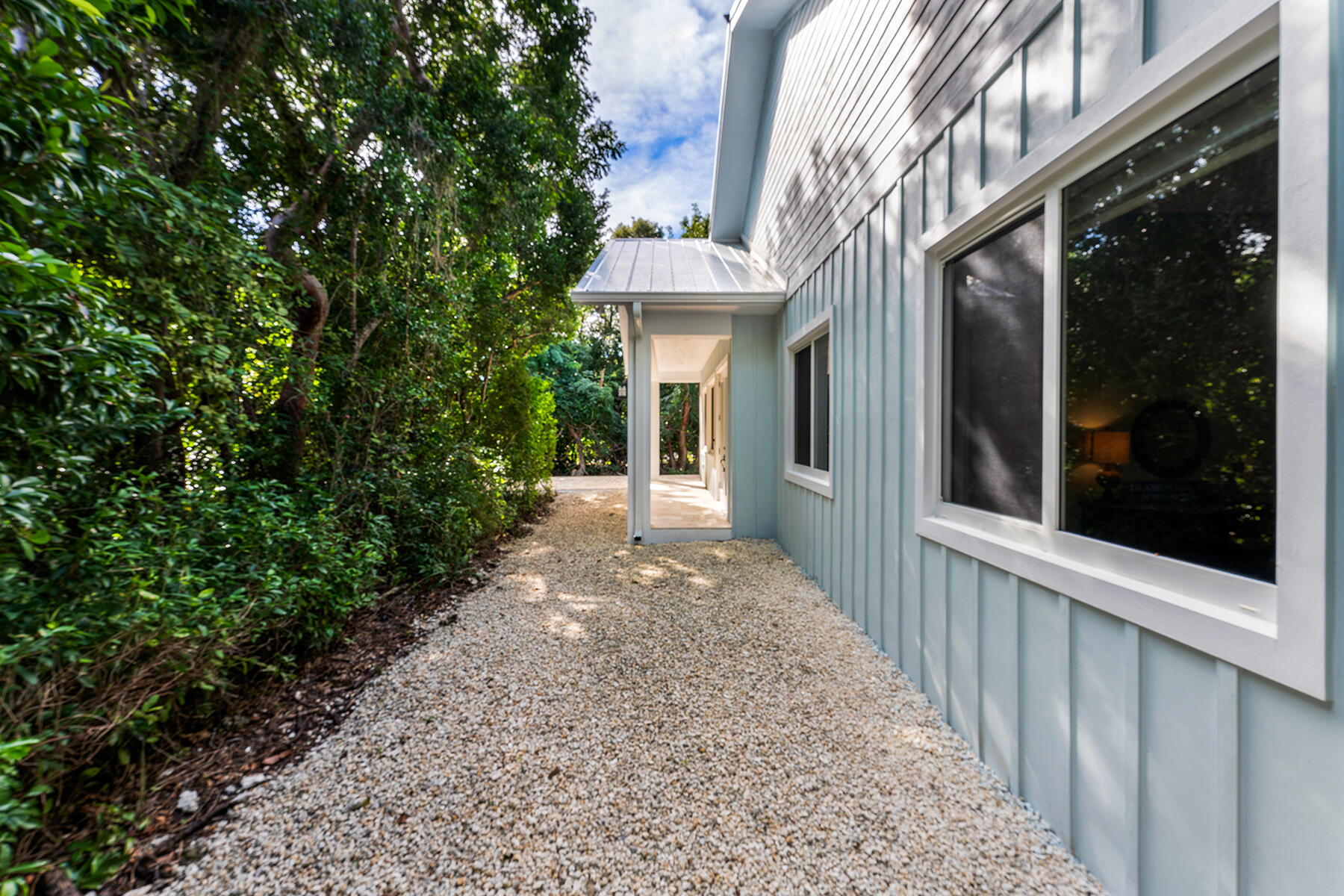 27 Flamingo Hammock Road Islamorada, FL 33036 - Photo 7 of 50 Exterior View