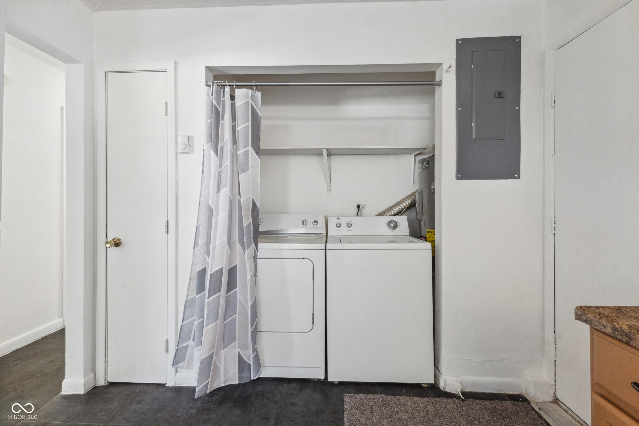 328 Market Street Hope, IN 47246 - Photo 12 of 23 Gallery Image 12