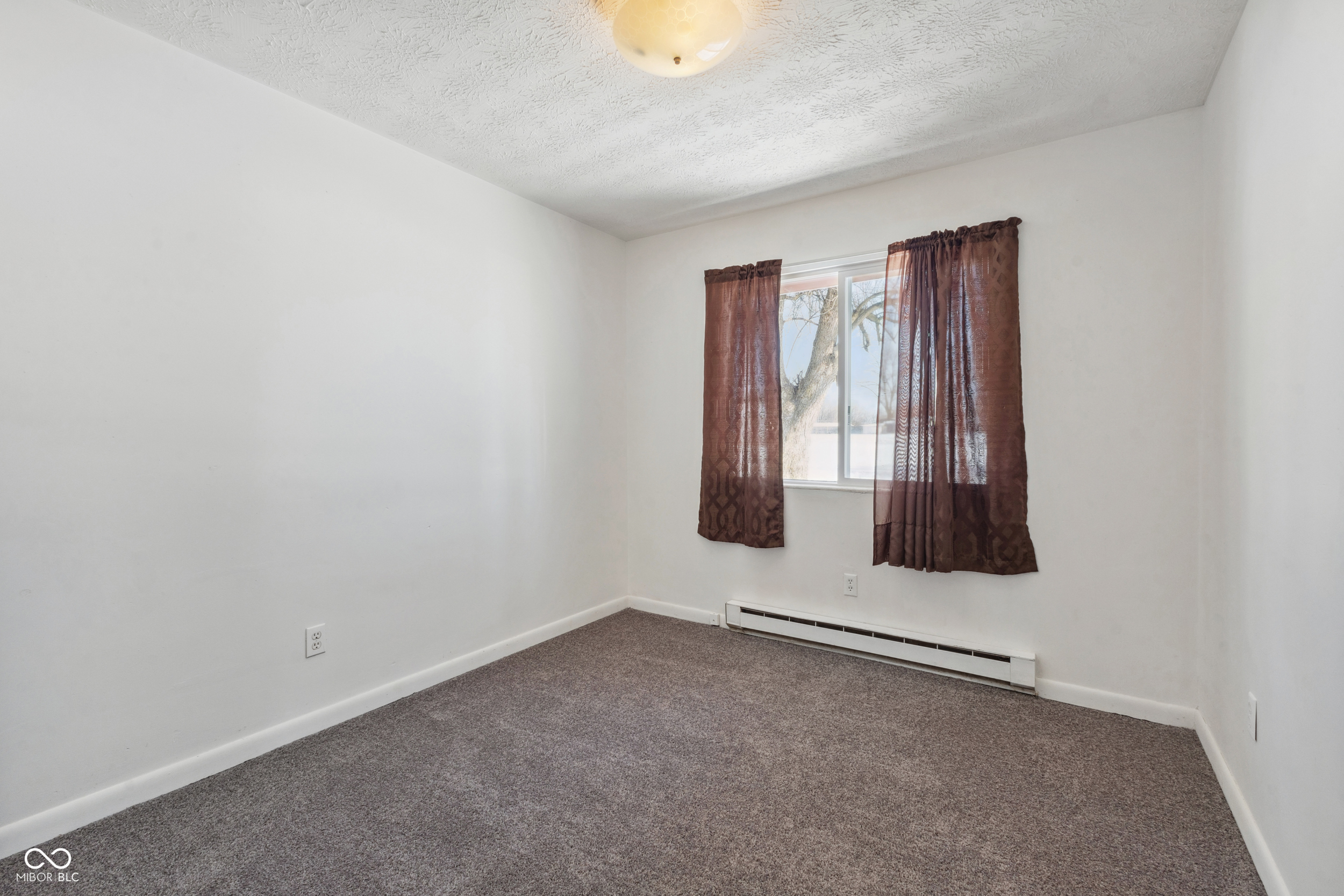 328 Market Street Hope, IN 47246 - Photo 13 of 23 Gallery Image 13