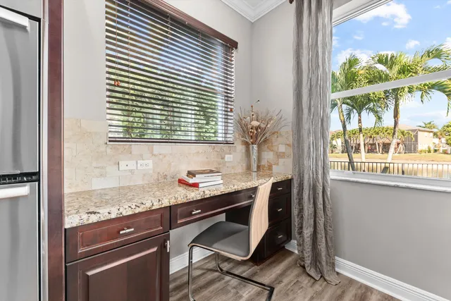 $1,000,000 | 9724 Phipps Lane, Wellington, FL 33414