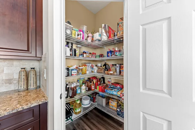 $1,000,000 | 9724 Phipps Lane, Wellington, FL 33414