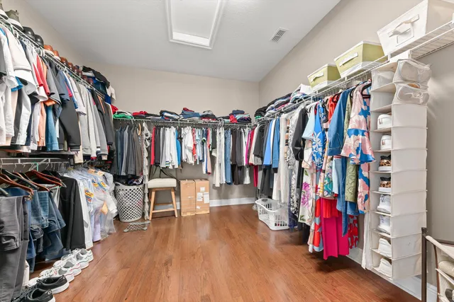 $1,000,000 | 9724 Phipps Lane, Wellington, FL 33414