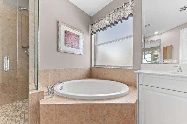 $1,000,000 | 9724 Phipps Lane, Wellington, FL 33414