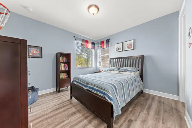 $1,000,000 | 9724 Phipps Lane, Wellington, FL 33414