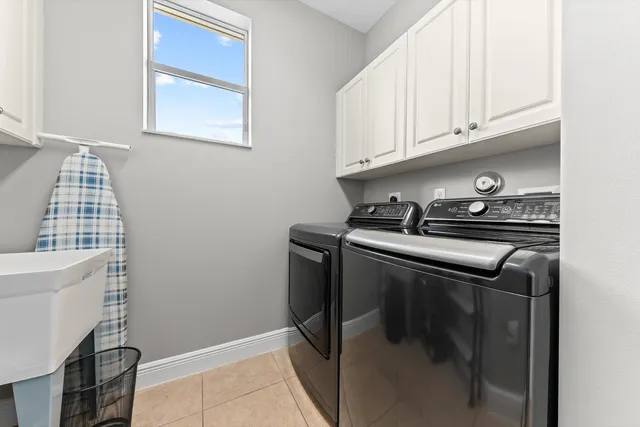 $1,000,000 | 9724 Phipps Lane, Wellington, FL 33414