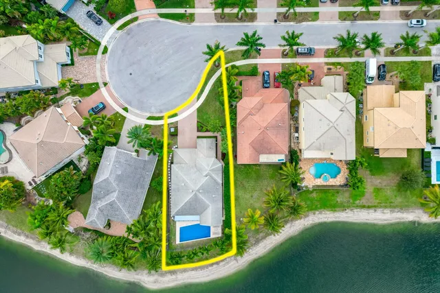 $1,000,000 | 9724 Phipps Lane, Wellington, FL 33414