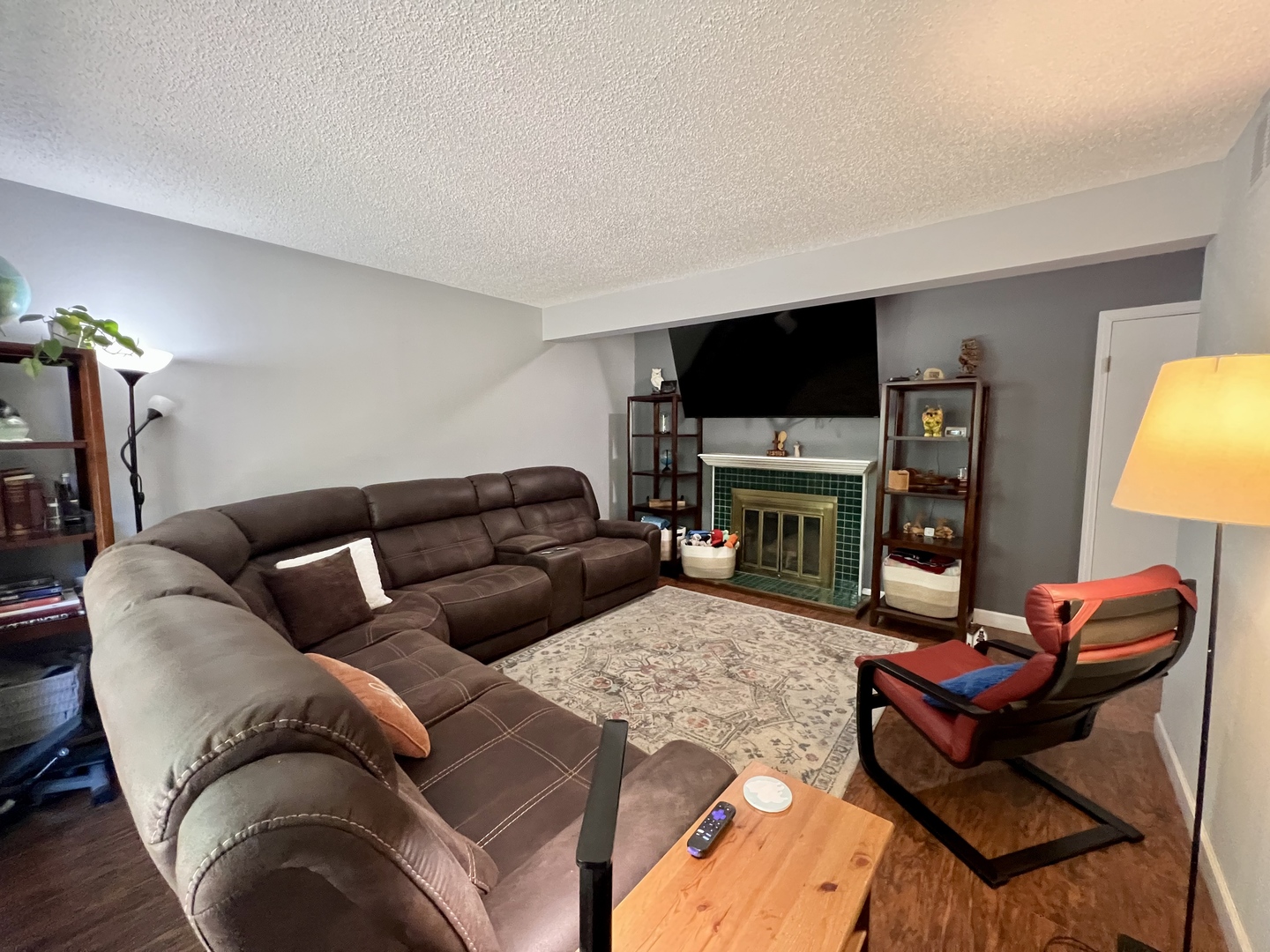 803 Irvine Road, Unit 803 Champaign, IL 61822 - Photo 5 of 38