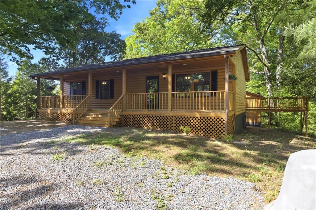 3089 Pipers Gap Road Mount Airy, NC 27030 - Photo 3 of 40
