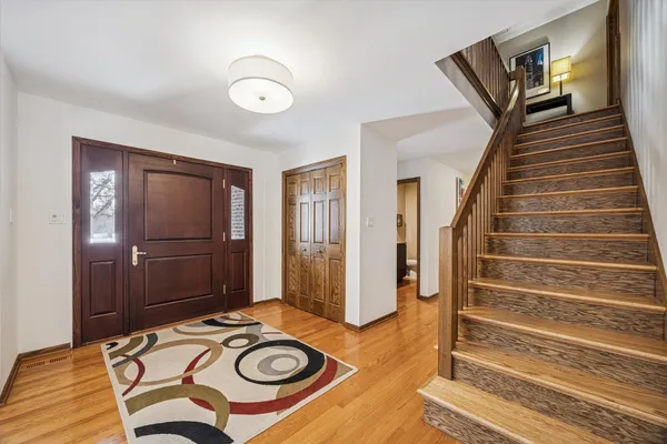 $1,012,500 | 7612 Ridgewood Lane, Burr Ridge, IL 60527
