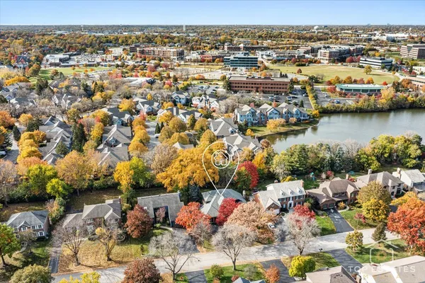 $1,012,500 | 7612 Ridgewood Lane, Burr Ridge, IL 60527