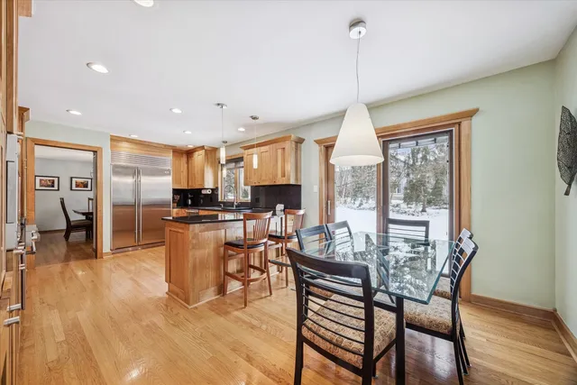 $1,050,000 | 7612 Ridgewood Lane, Burr Ridge, IL 60527