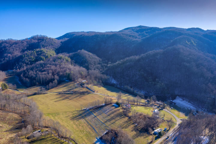 Tbd Morris Road Unicoi, TN 37692 - Photo 3 of 4 20200108023445051374000000-o