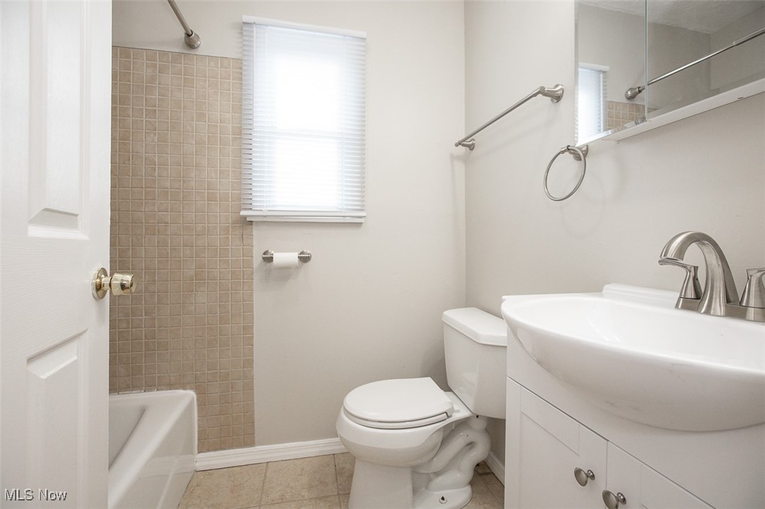 455 Metcalf Road Elyria, OH 44035 - Photo 17 of 25 Gallery Image 17