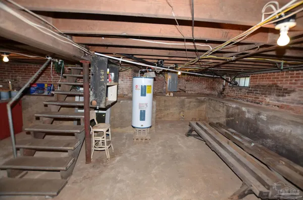 $399,900 | 6475 Chestnut Road, Molino, FL 32577