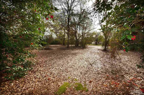 $399,900 | 6475 Chestnut Road, Molino, FL 32577