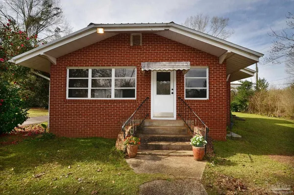 $399,900 | 6475 Chestnut Road, Molino, FL 32577