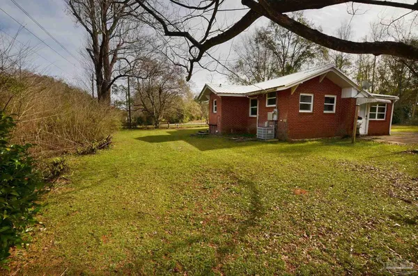 $399,900 | 6475 Chestnut Road, Molino, FL 32577