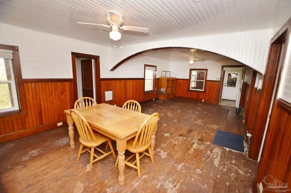 $399,900 | 6475 Chestnut Road, Molino, FL 32577