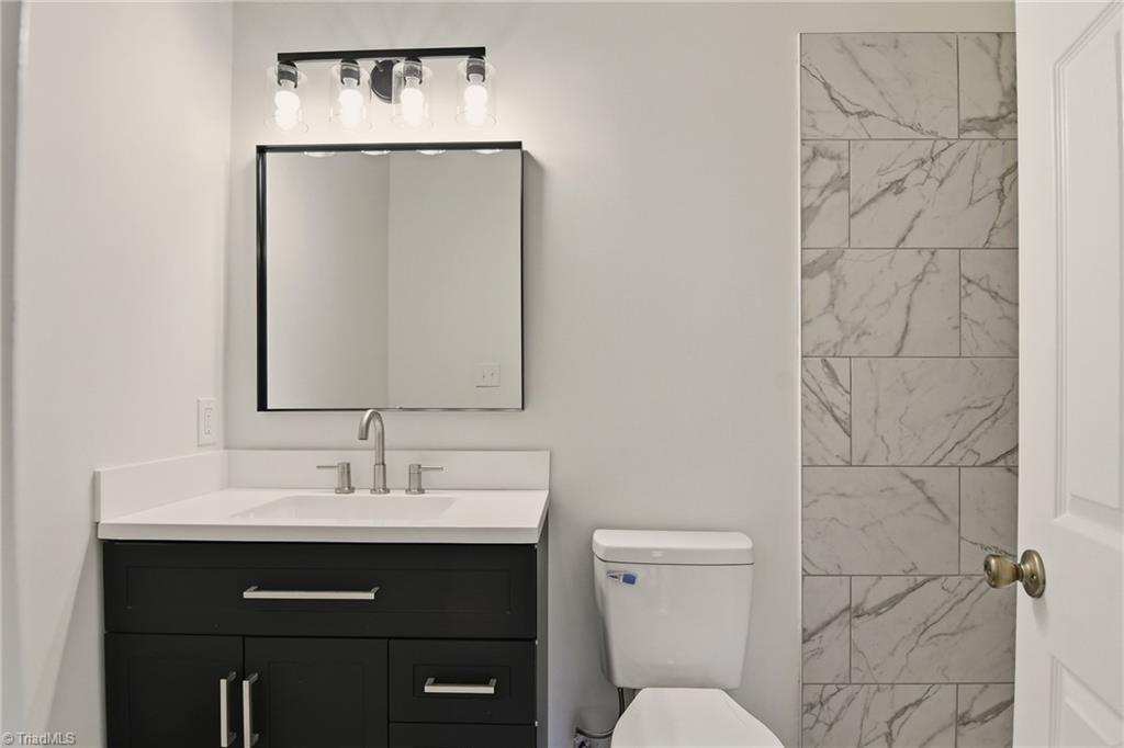 4217 Chilton Way High Point, NC 27265 - Photo 20 of 33
