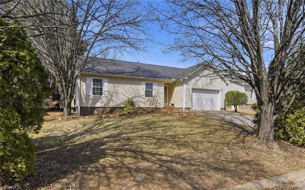 4217 Chilton Way High Point, NC 27265 - Photo 32 of 33