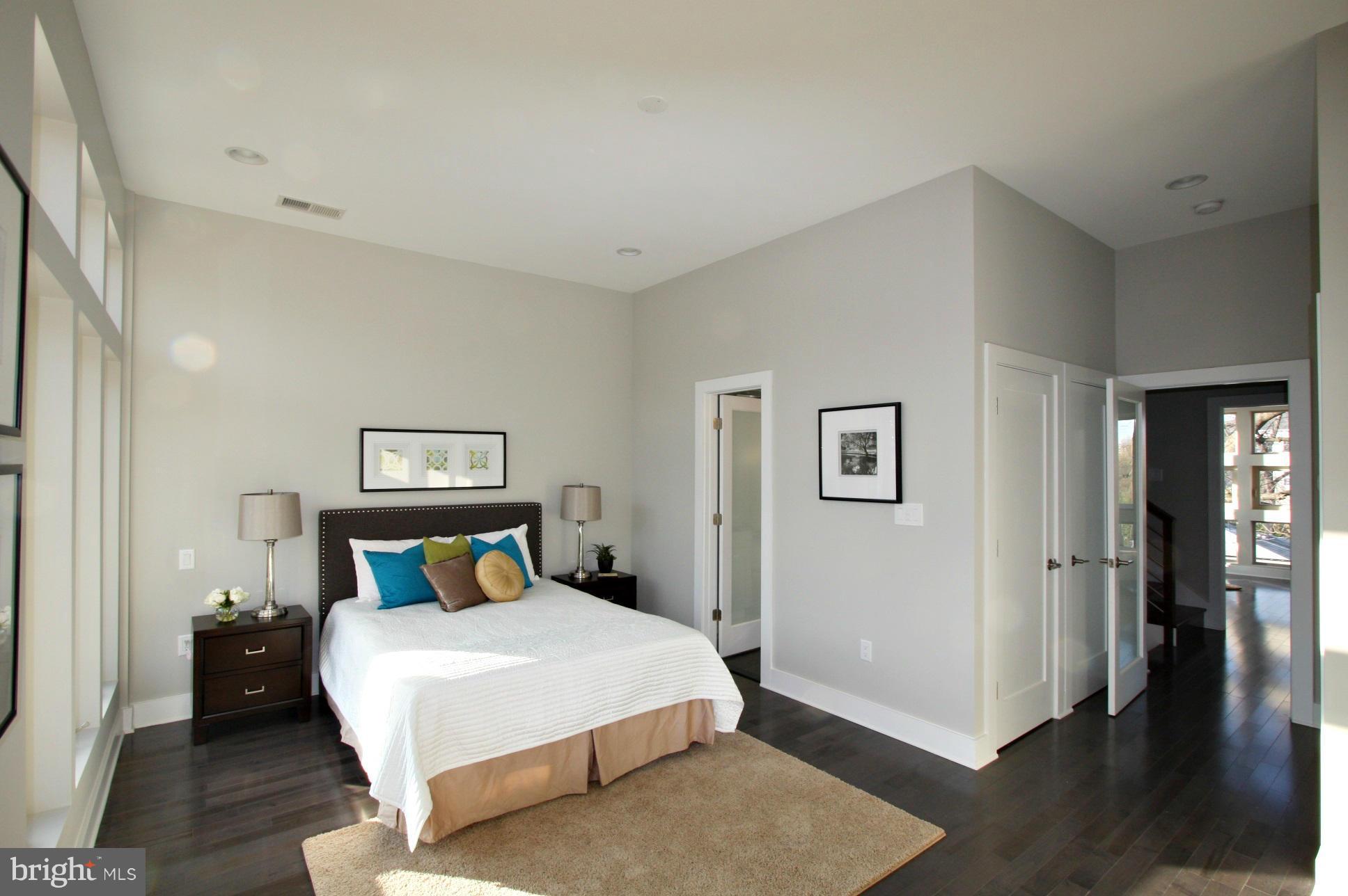 105 East Reed Avenue, Unit 5 Alexandria, VA 22305 - Photo 14 of 30 Bedroom (Master)