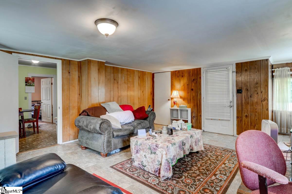 105 Kluge Road Greer, SC 29650 - Photo 12 of 23 Gallery Image 12