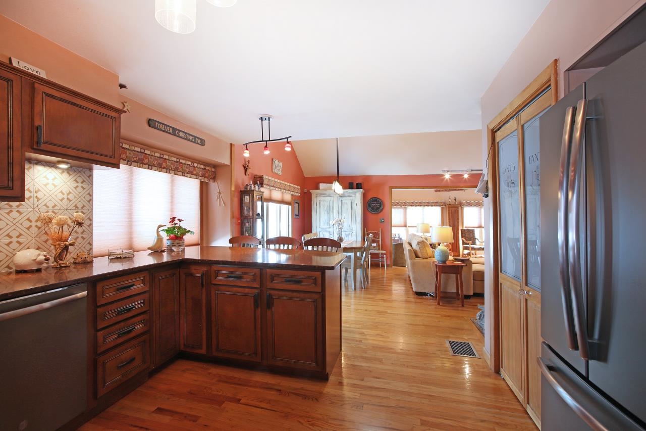 1 Grandview Avenue Derry, NH 03038 - Photo 11 of 60