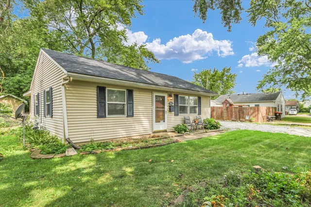 $145,900 | 817 Roselyn Drive, Rantoul, IL 61866