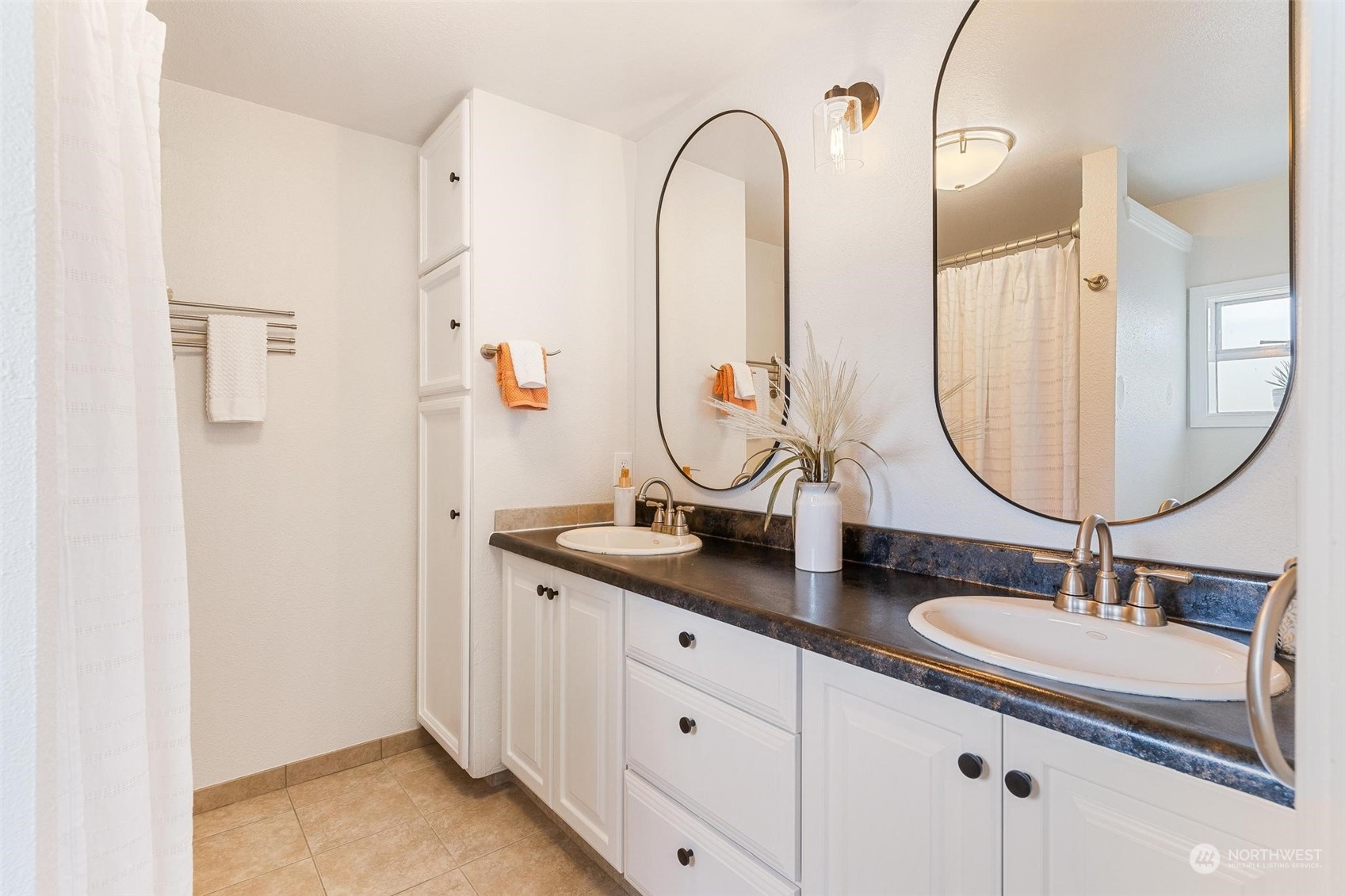 935 North 81st Street Seattle, WA 98103 - Photo 18 of 40 Gallery Image 18