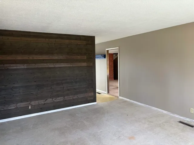 $1,300 | 1609 Arlington Road, Lafayette, IN 47904