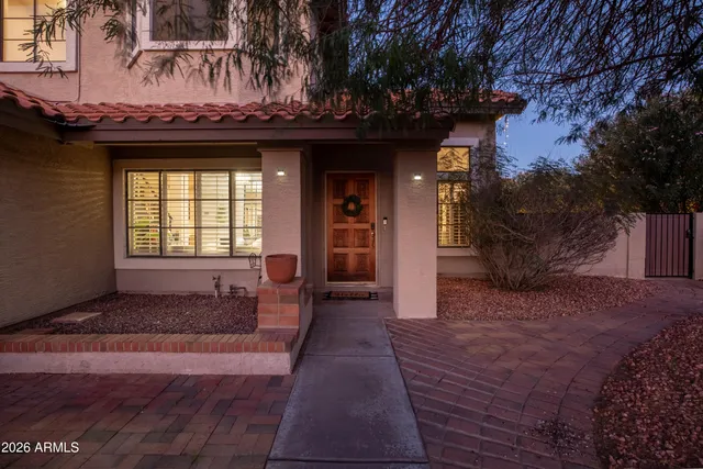 $725,000 | 3912 East Shannon Street, Phoenix, AZ 85044