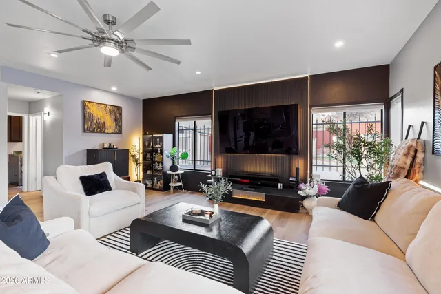 $725,000 | 3912 East Shannon Street, Phoenix, AZ 85044