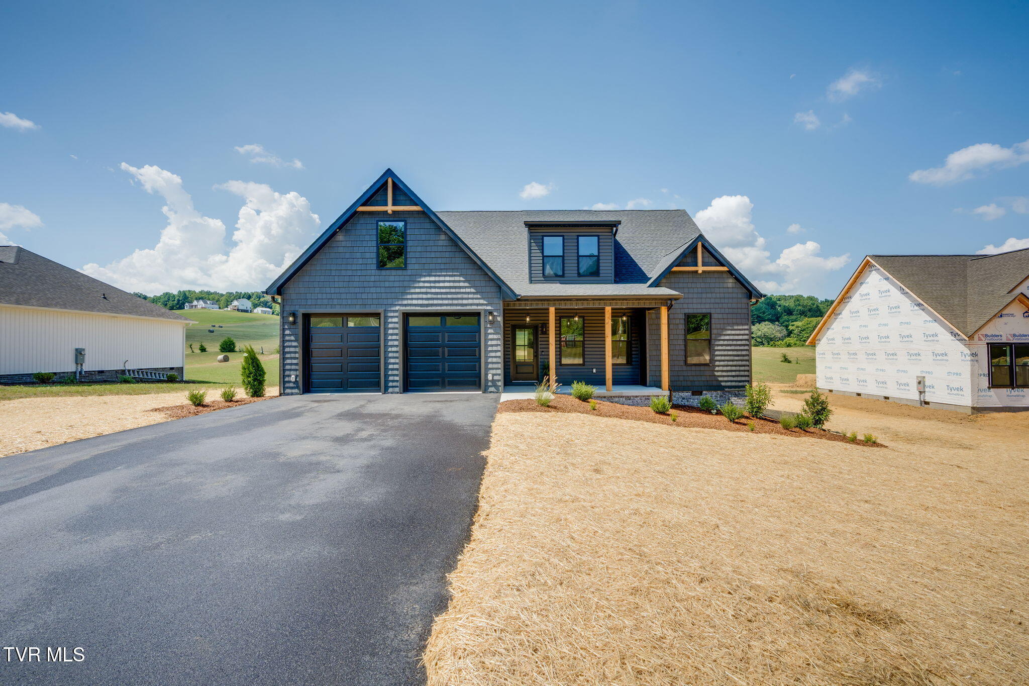 310 Morey Hyder Road Johnson City, TN 37601 - Photo 2 of 44 001