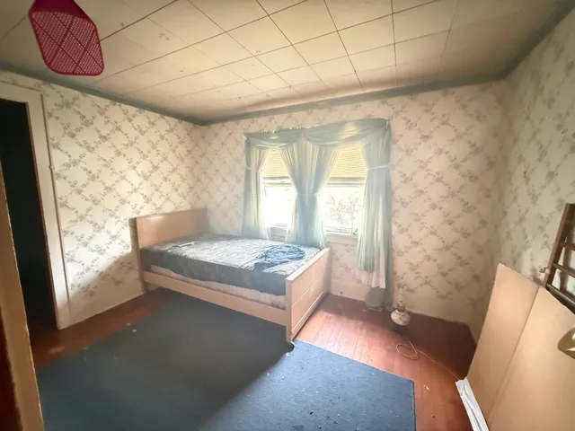 $150,000 | 2220 75th Street, Kenosha, WI 53143