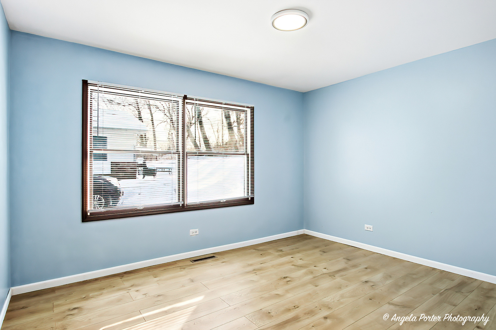 831 Washington Street, Unit 2 Woodstock, IL 60098 - Photo 11 of 16