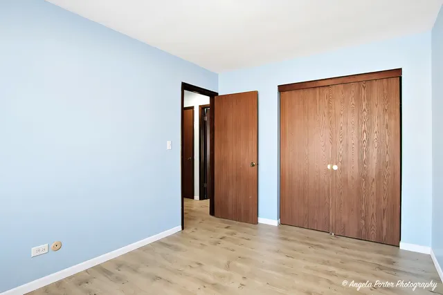 $1,600 | 831 Washington Street, Unit 2, Woodstock, IL 60098