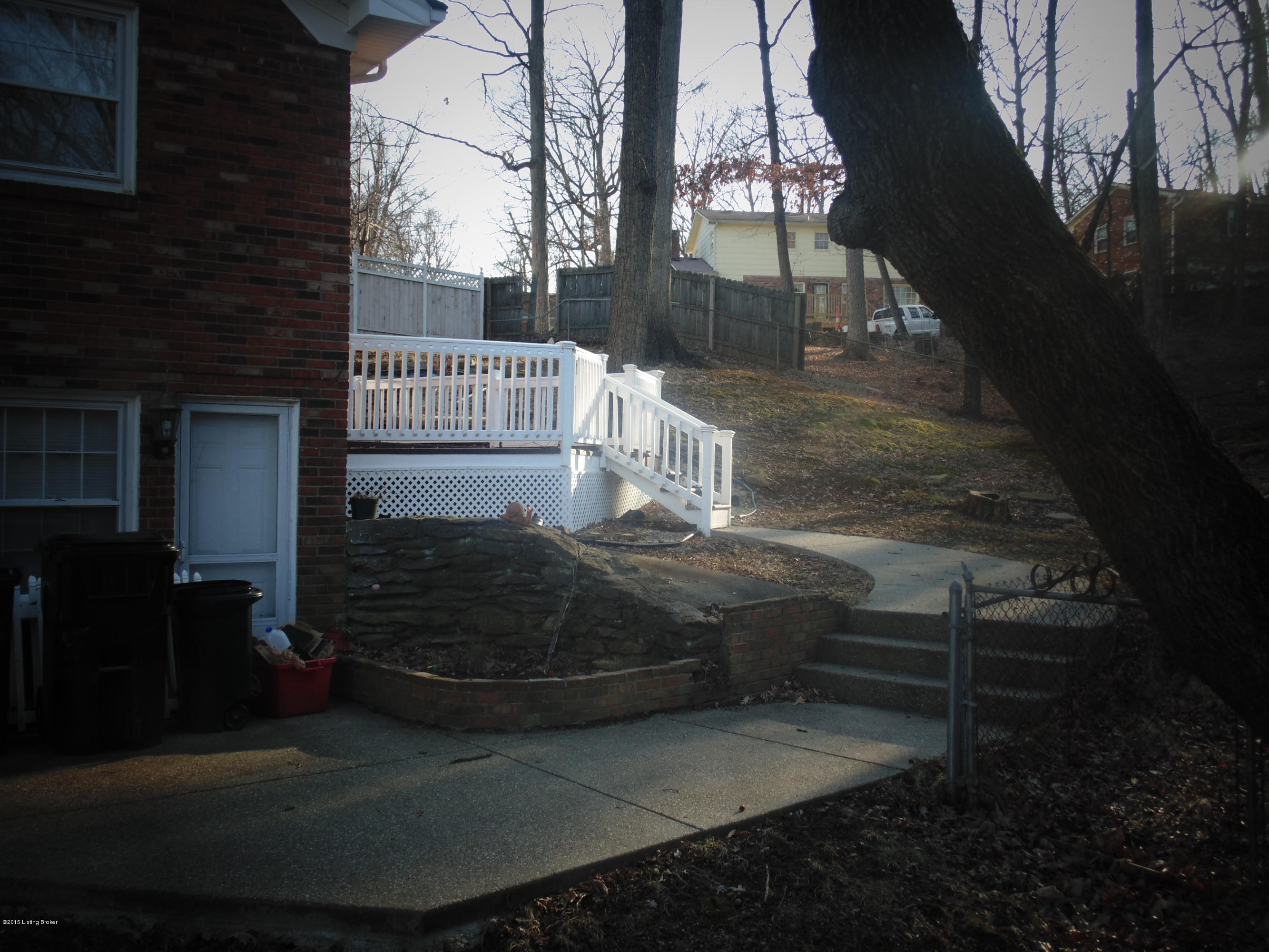 7416 Manslick Road Louisville, KY 40214 - Photo 23 of 26 7416 Manslick road Side 2