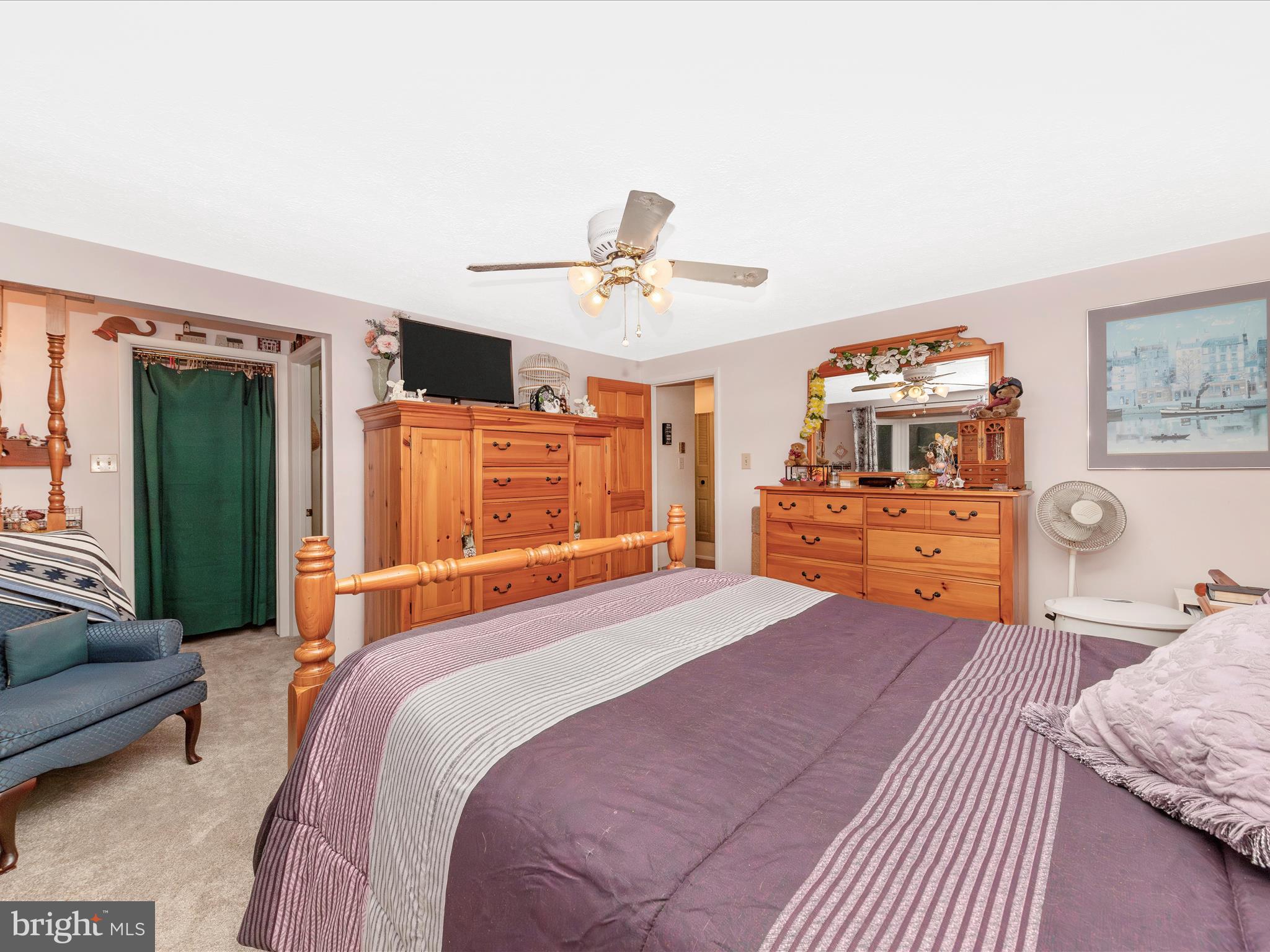 5903 Char Leigh Circle Frederick, MD 21703 - Photo 32 of 62 Primary Bedroom