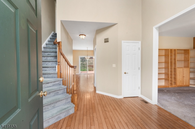 59 Petersburg Road Hackettstown, NJ 07840 - Photo 3 of 26