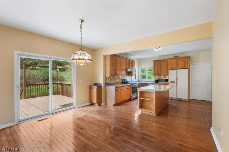 59 Petersburg Road Hackettstown, NJ 07840 - Photo 8 of 26