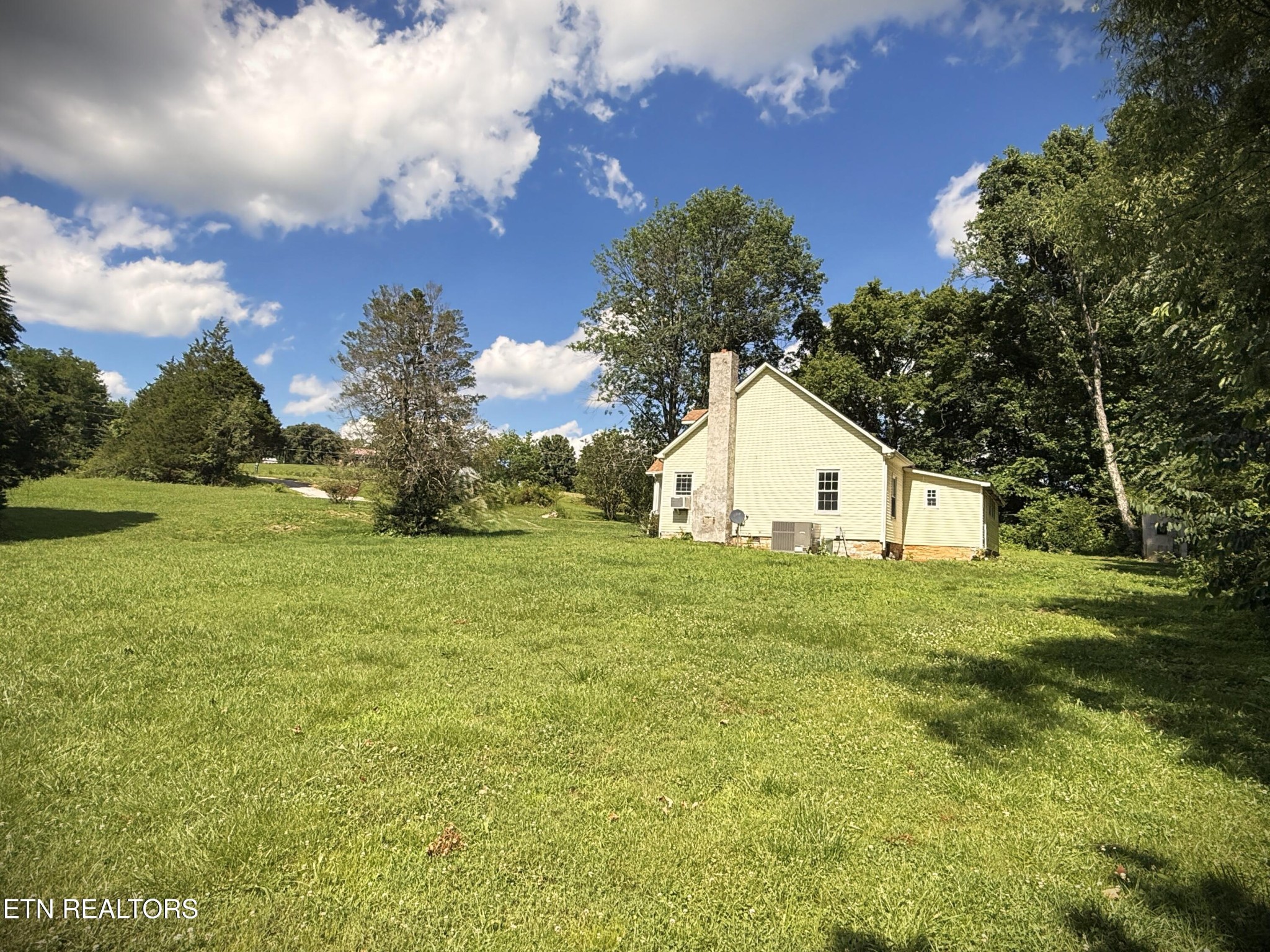 5633 Spring Creek Road Cookeville, TN 38506 - Photo 6 of 40