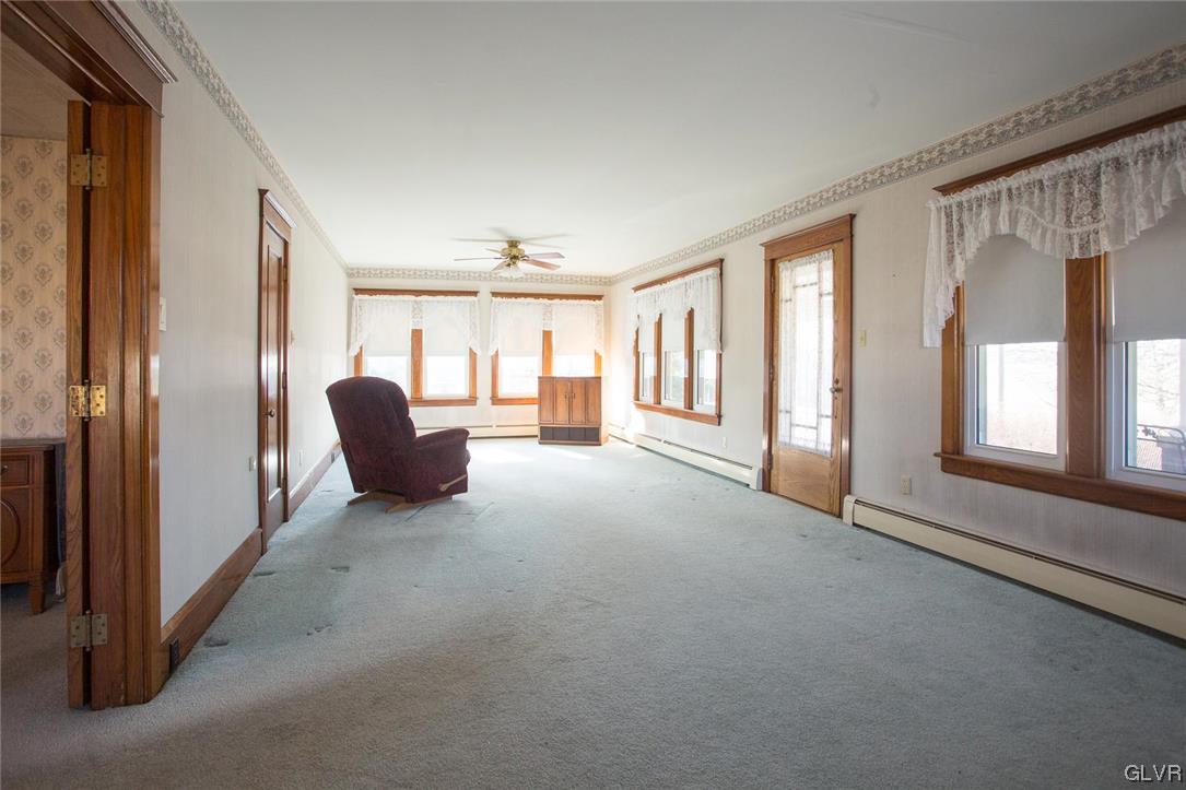 4259 Newburg Road Bethlehem, PA 18020 - Photo 5 of 28 Gallery Image 5