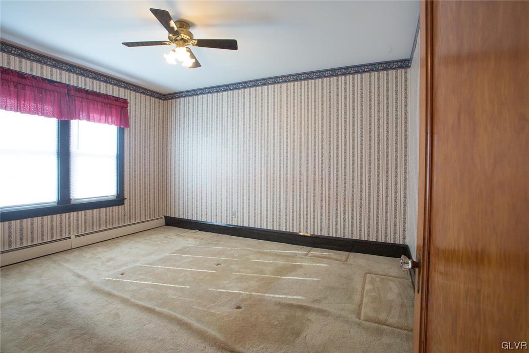4259 Newburg Road Bethlehem, PA 18020 - Photo 10 of 28 Gallery Image 10