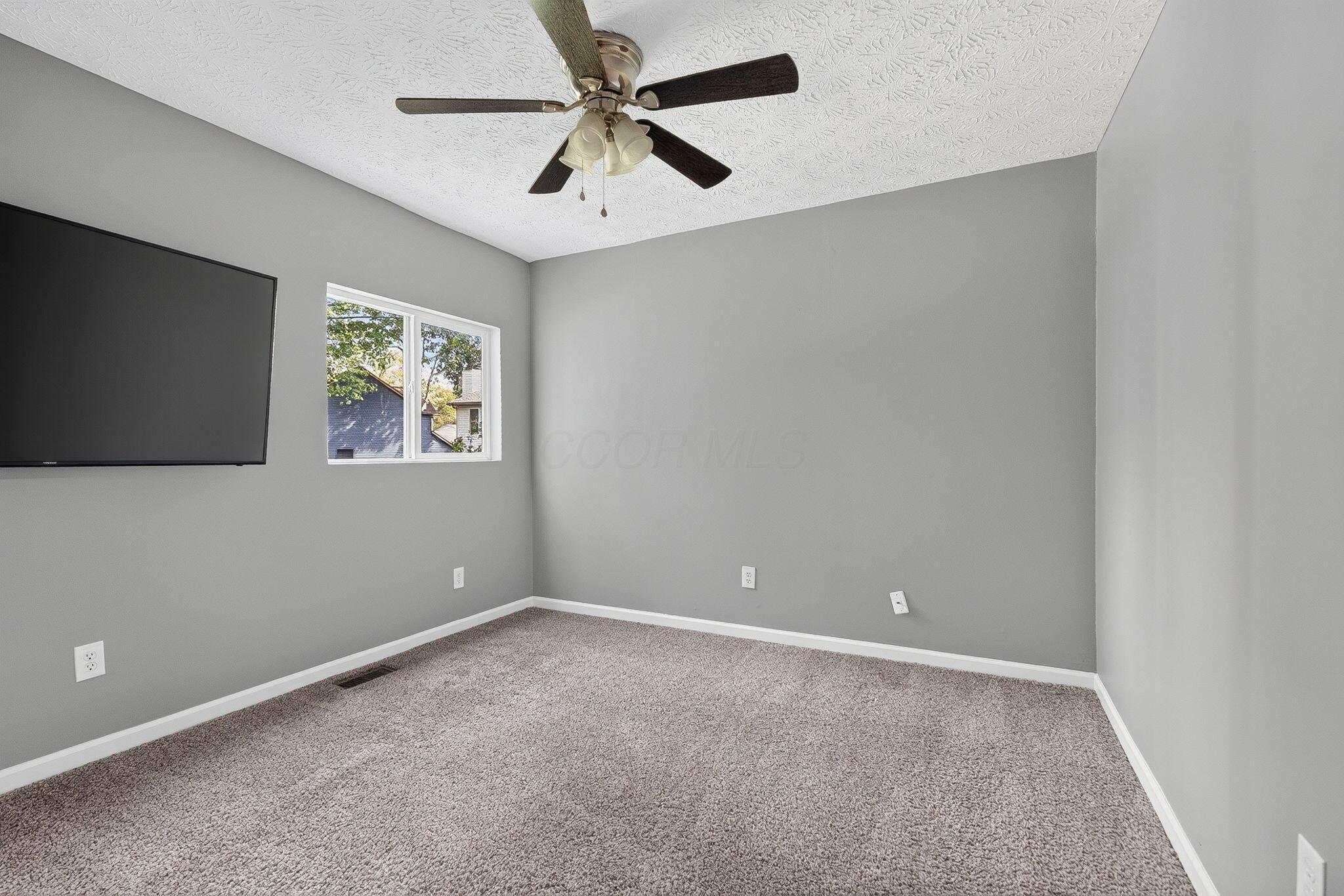 3548 Hines Road Columbus, OH 43230 - Photo 21 of 40 3548 Hines Rd
