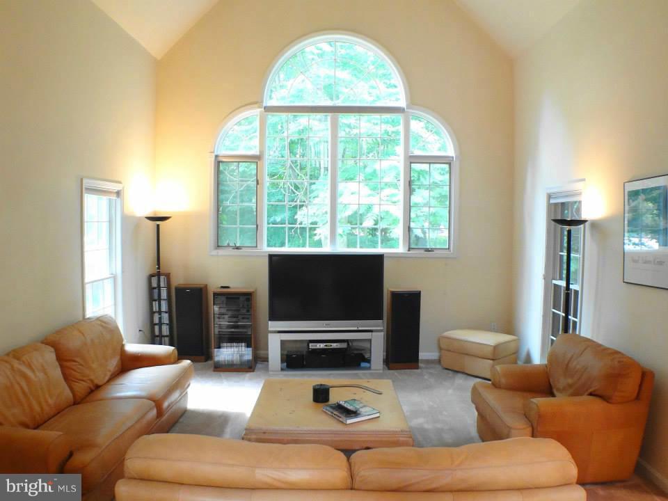 3517 Rippling Way Laurel, MD 20724 - Photo 8 of 30 Family Room