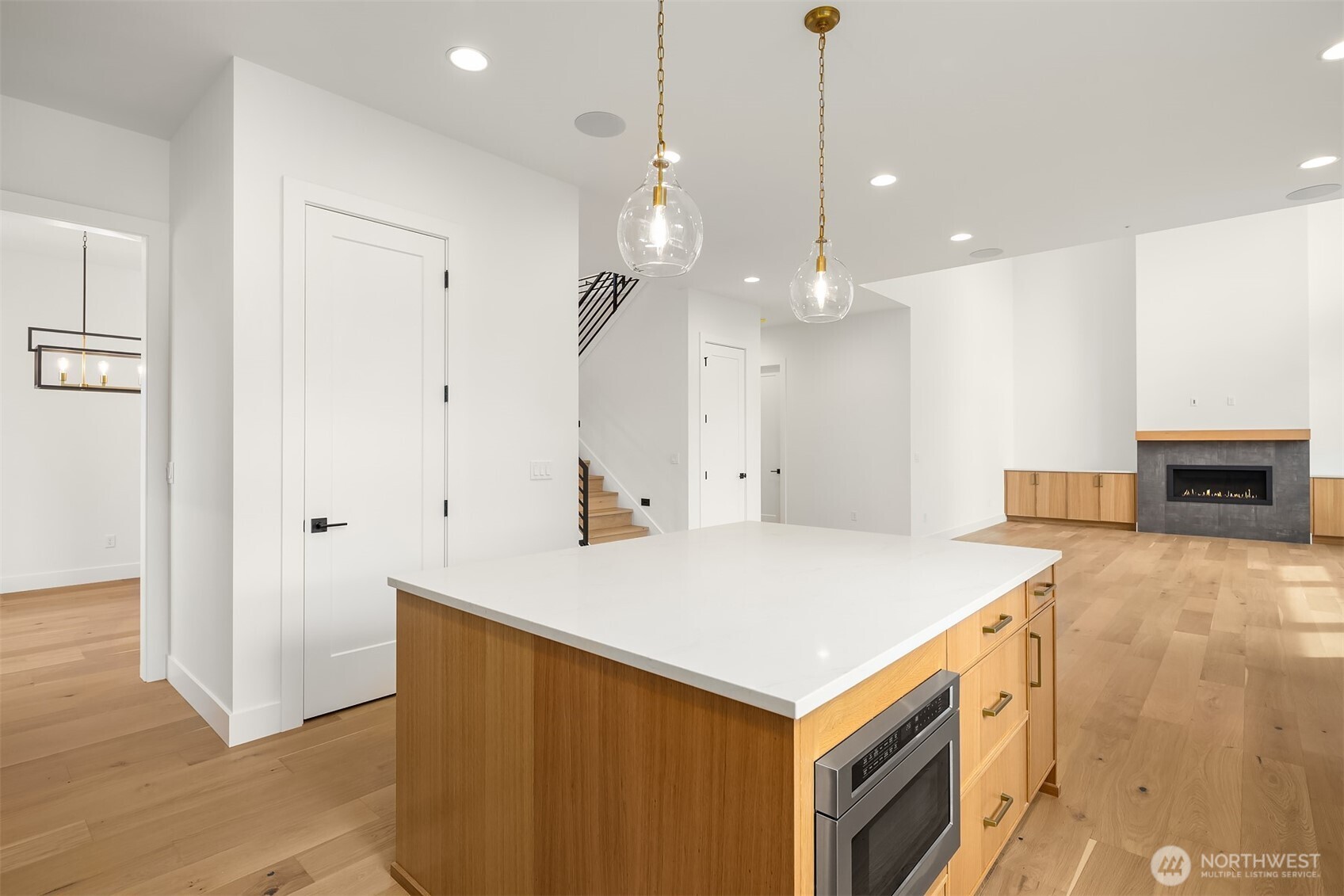 465 Orcas Avenue Northeast Renton, WA 98059 - Photo 16 of 40
