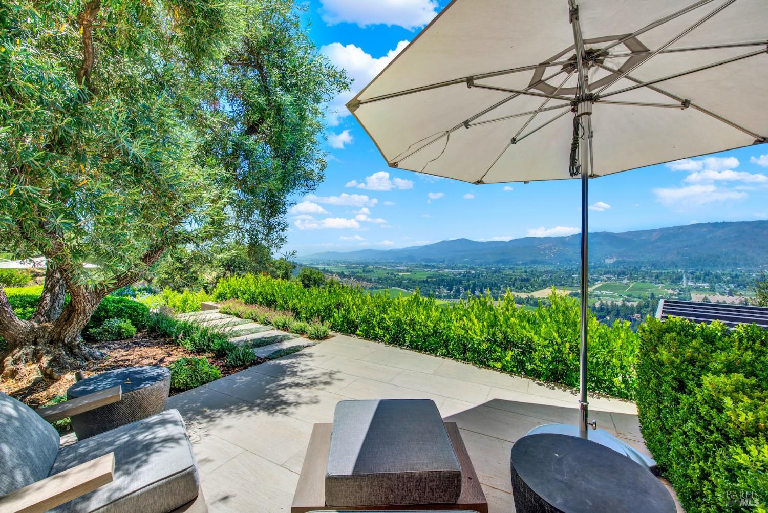 860 Meadowood Lane St. Helena, CA 94574 - Photo 49 of 74 Gallery Image 49