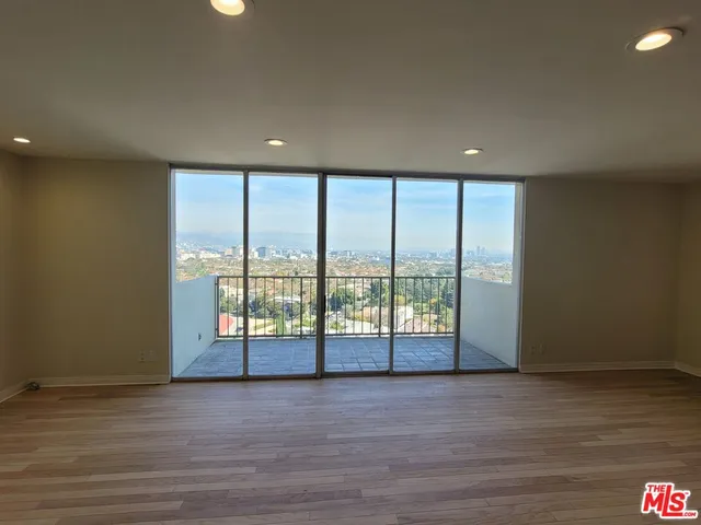 $5,200 | 2160 Century Park East, Unit 1202, Los Angeles, CA 90067